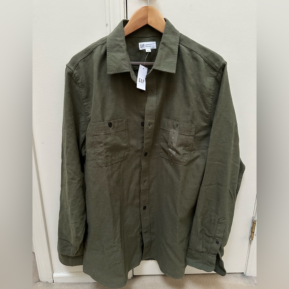 Gap Men’s Shirt